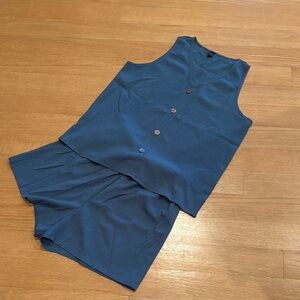 SHEIN nwot med 2 pc top/short set